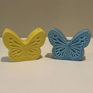 Vintage Butterfly Salt‎ And Pepper Shakers